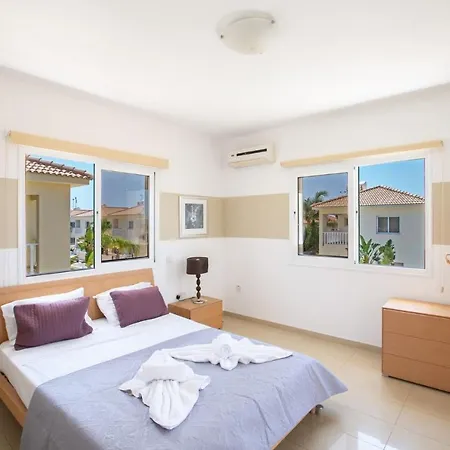 You Will Love This Luxury 9 Bedroom Holiday In With Private Pool 1379