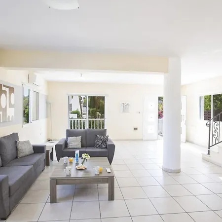 You Will Love This Luxury 9 Bedroom Holiday In With Private Pool 1379 Villa