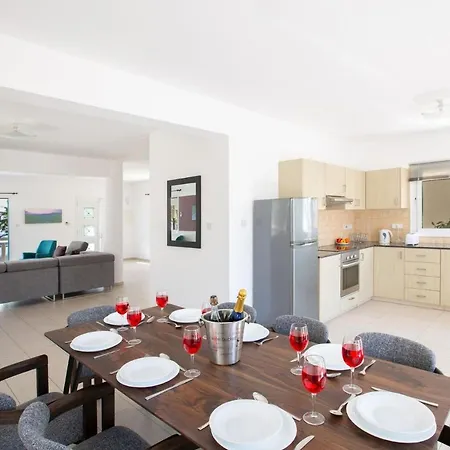 فيلة You Will Love This Luxury 9 Bedroom Holiday In With Private Pool 1379