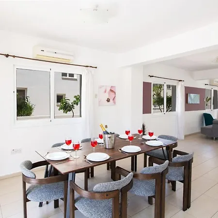 فيلة You Will Love This Luxury 9 Bedroom Holiday In With Private Pool 1379 *