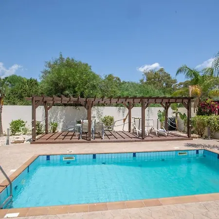 You Will Love This Luxury 9 Bedroom Holiday In With Private Pool 1379 فيلة أيا نابا