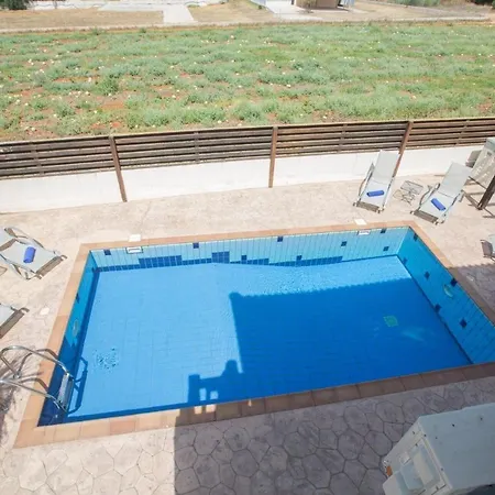 You Will Love This Luxury 9 Bedroom Holiday In With Private Pool 1379 أيا نابا