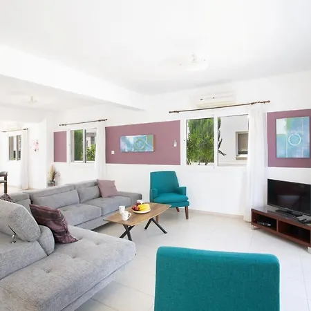 You Will Love This Luxury 9 Bedroom Holiday In With Private Pool 1379 *