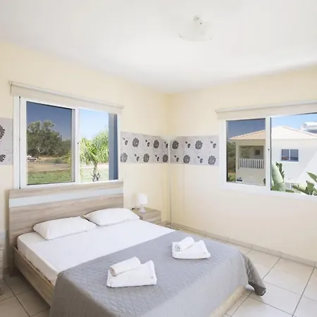You Will Love This Luxury 9 Bedroom Holiday In With Private Pool 1379 Agia Napa