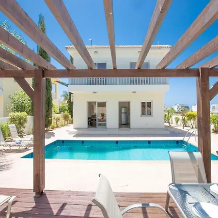 You Will Love This Luxury 9 Bedroom Holiday In With Private Pool 1379 Willa Ajia Napa